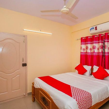 Oyo 25032 Seven Hills Guestline Hotel Bangalore Exterior foto